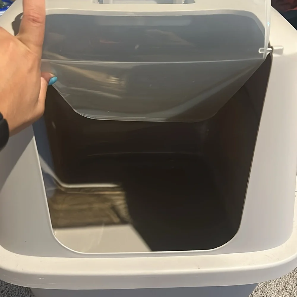 Litter box never used